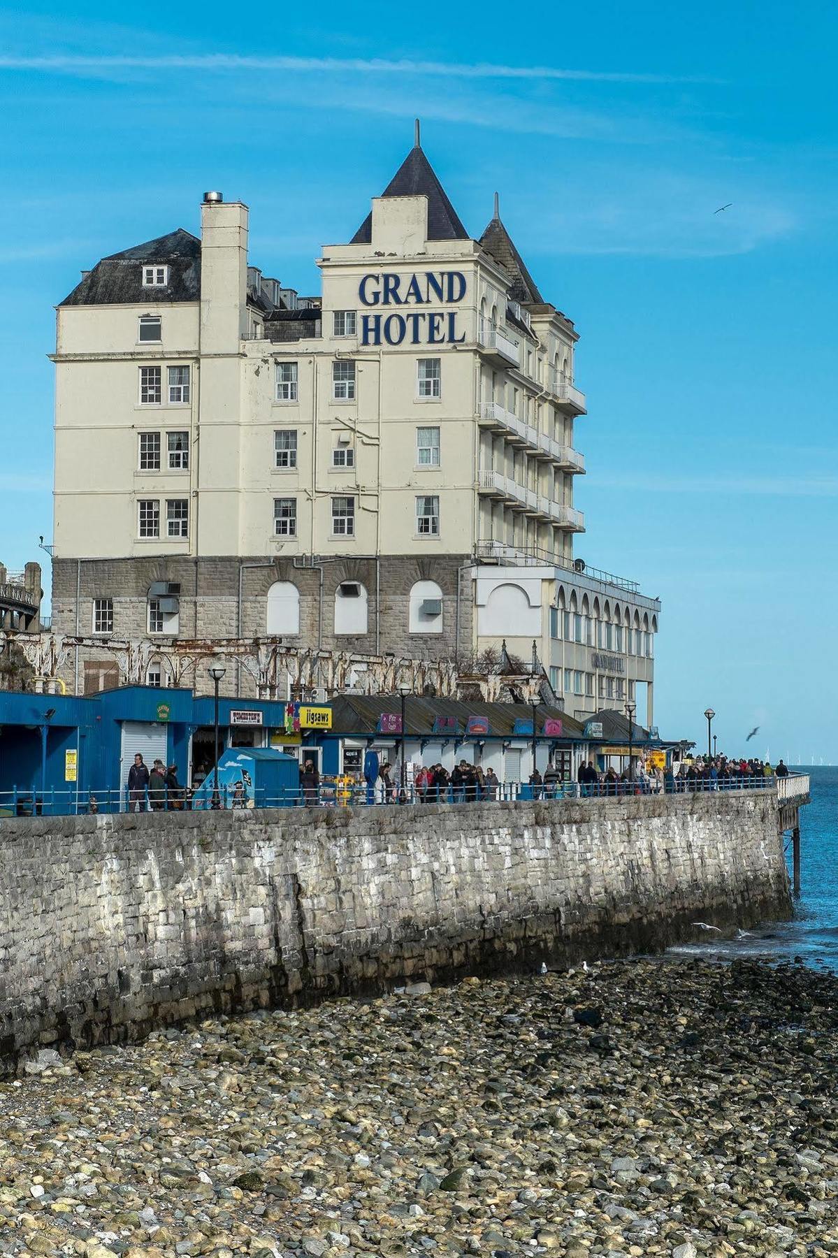 The Grand Hotel Llandudno Bagian luar foto